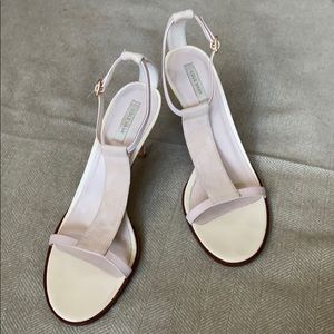 Cole Hann Light Pink Suede Heels